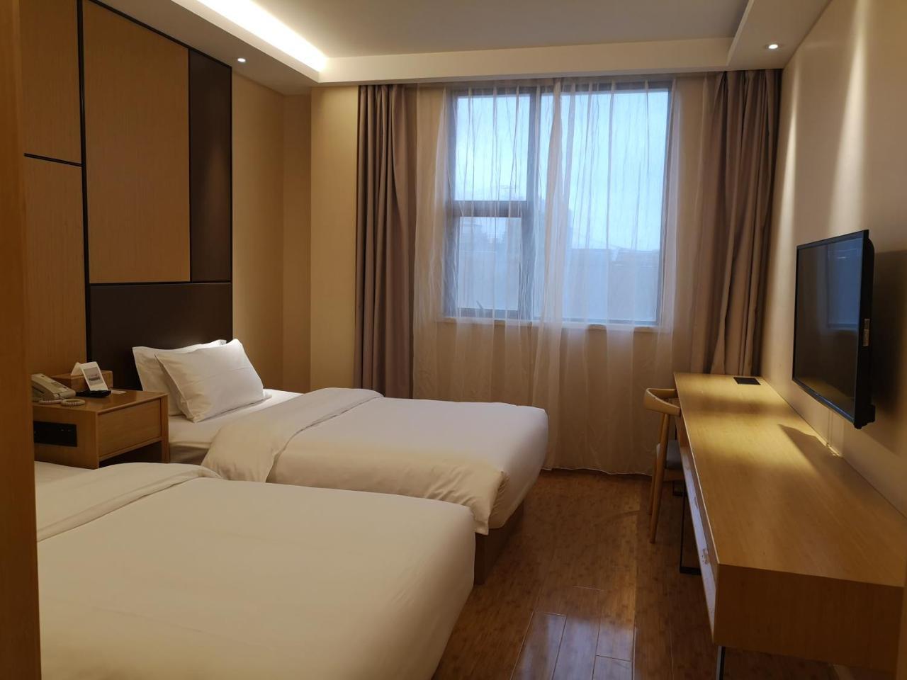 Ji Hotel Shanghai Chuansha Chengnan Road Exteriör bild