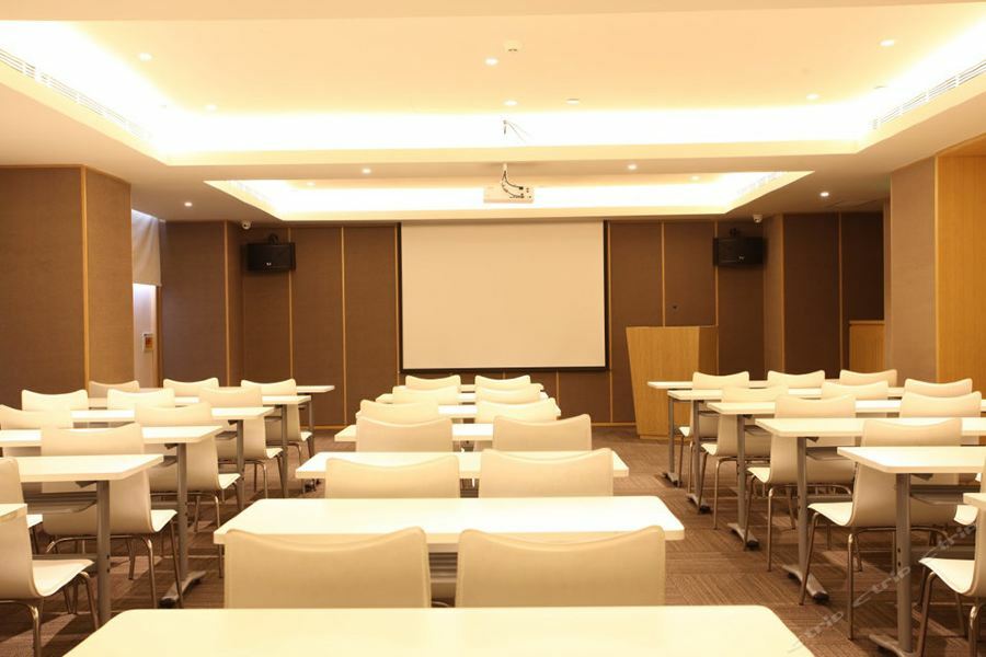 Ji Hotel Shanghai Chuansha Chengnan Road Exteriör bild